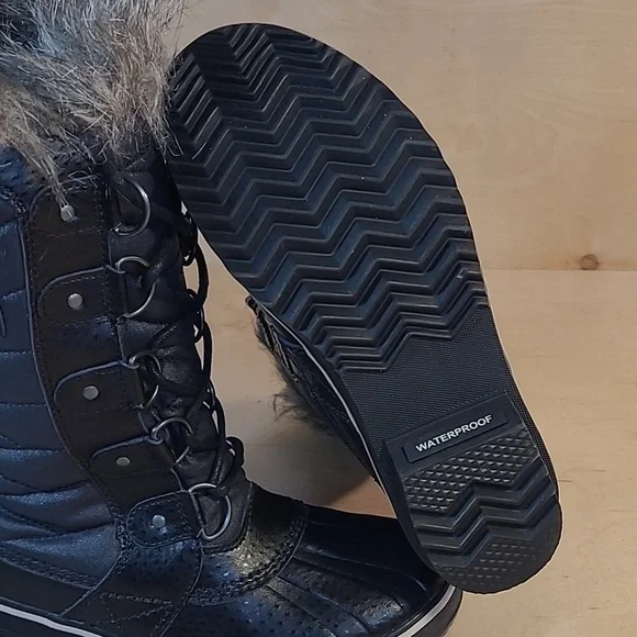 Sorel Tofino II Quilted 100g Insulated Waterproof Winter Boots - Picture 10 of 13